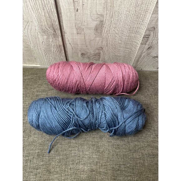 Mainstays & Caron Simply Soft Acrylic Yarn Bundle Mixed Lot Black Pink Burgundy - Picture 15 of 15